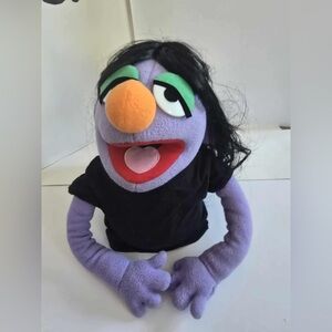 The Muppets WhatNot Workshop FAO Schwarz - purple  Hand Puppet black Hair